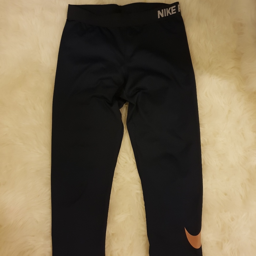 SOLD Nike